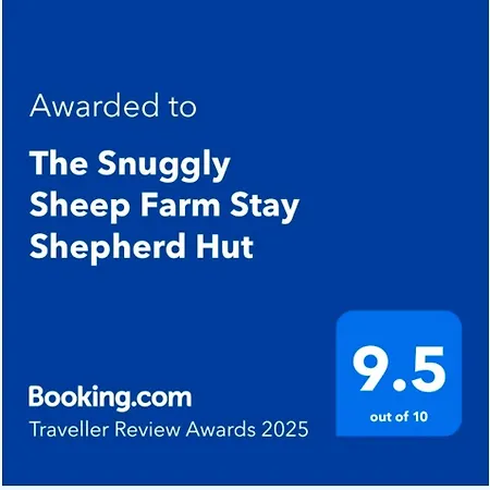 The Snuggly Sheep Shepherd Hut Farm *