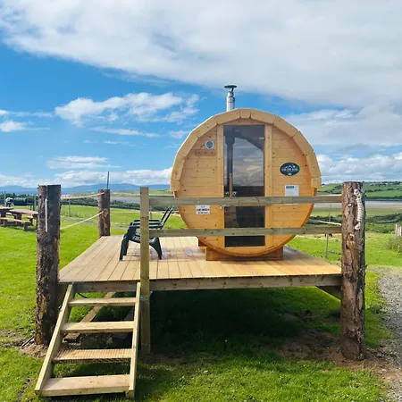 The Snuggly Sheep Shepherd Hut & Sauna Farm