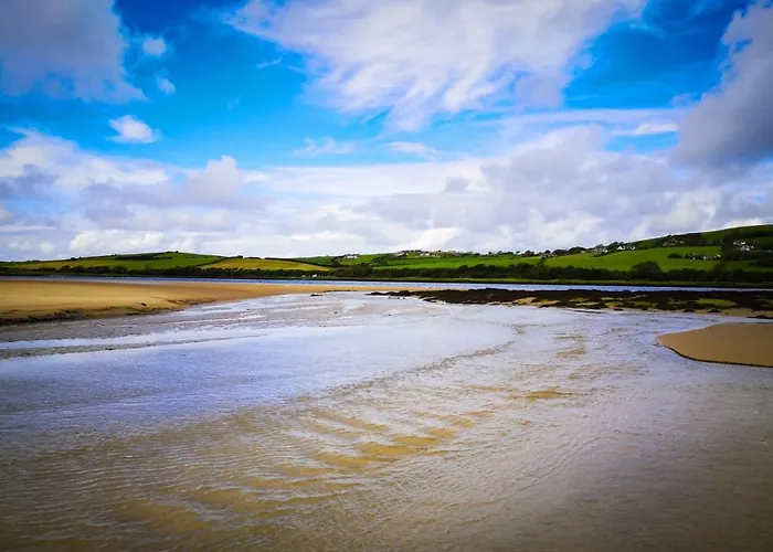 公寓 The Snuggly Sheep Shepherd Hut Campview Farm